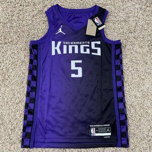 Jordan Men’s NBA Sacramento Kings De'Aaron Fox Jersey, Size Medium (44) New